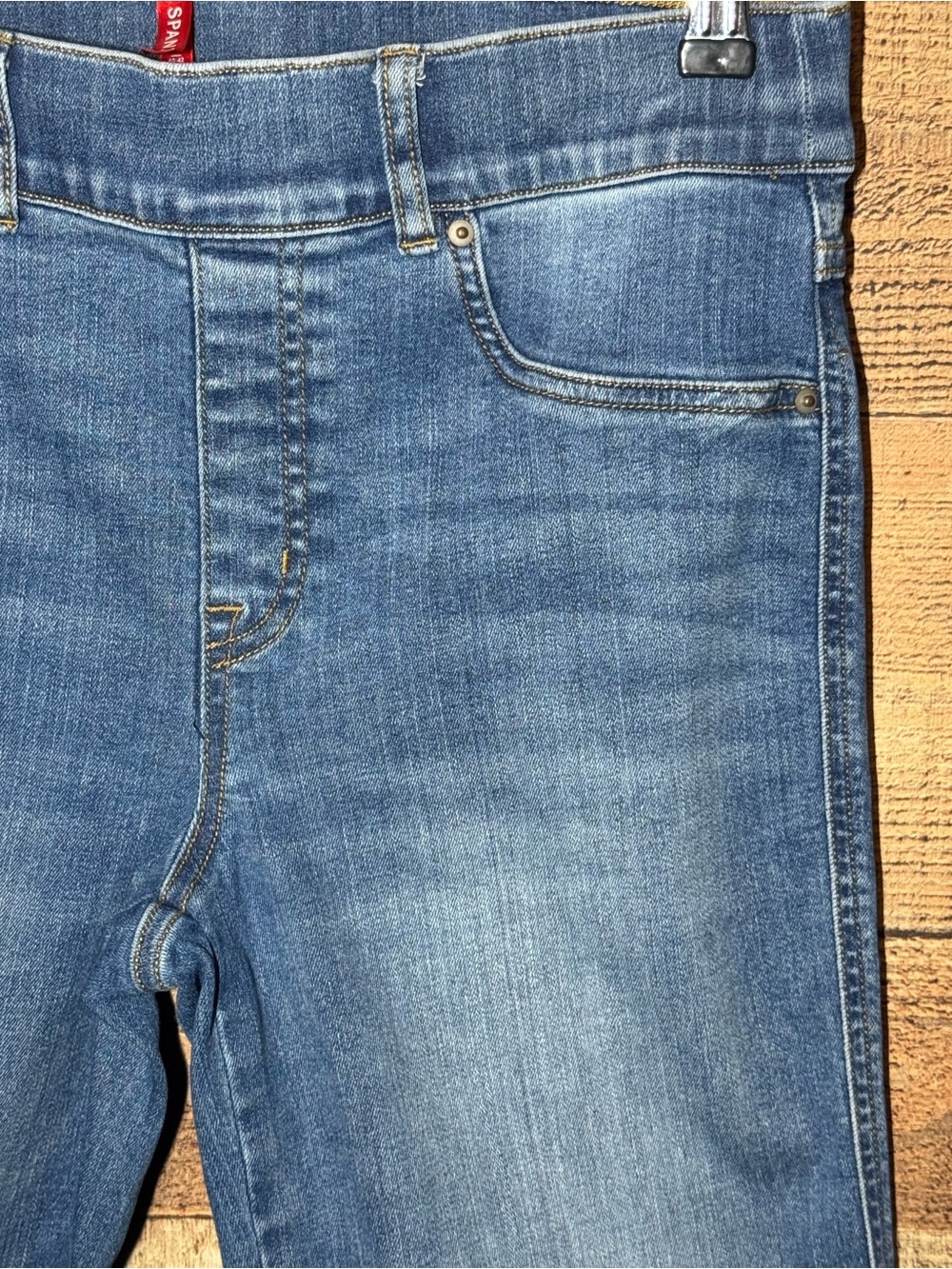 SPANX Pull-On Jeans Ankle Straight Leg Blue size Medium - Picture 5 of 12